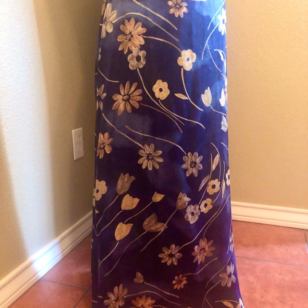 Multi-Wear by D.P. Altomonte Print MIDI/Tea Length Skirt (Vintage)